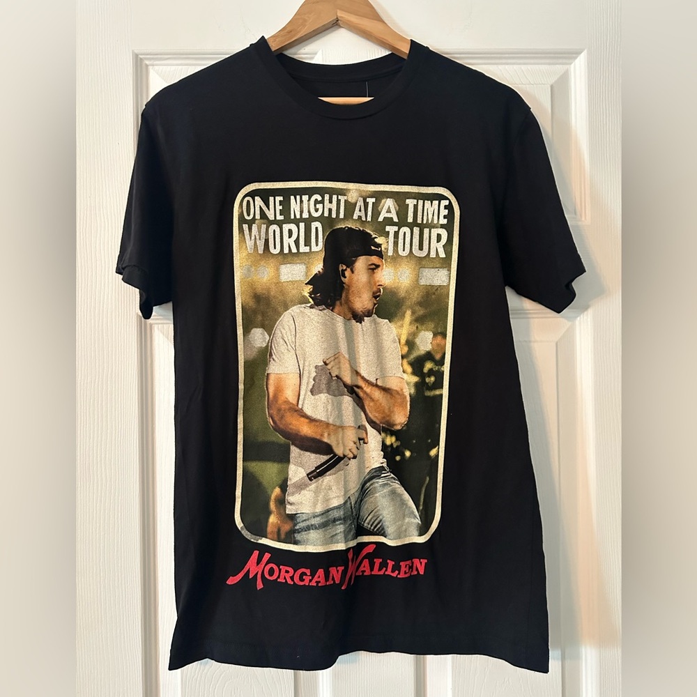 Morgan Wallen Concert Tee Size M